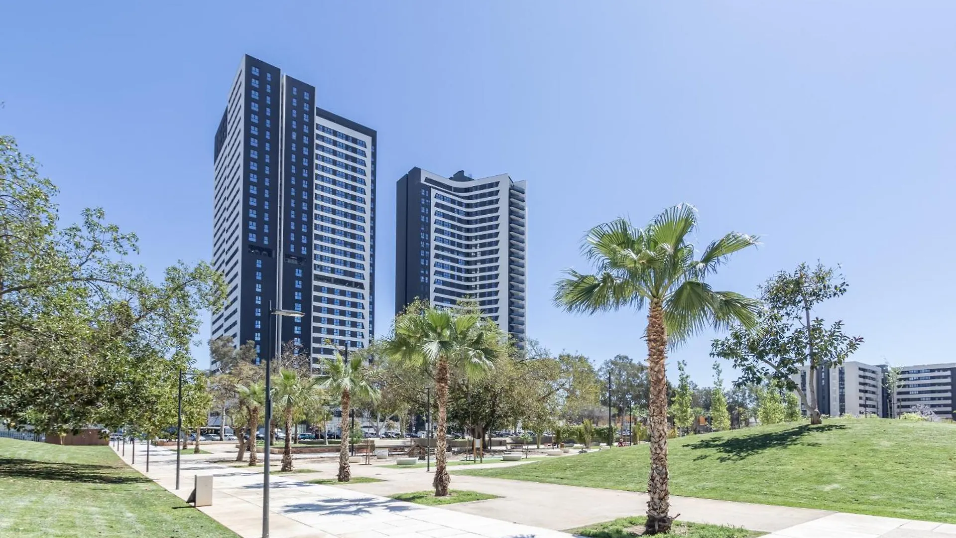 Malaga Skyline 3 Pool & Pk Free 빌라
