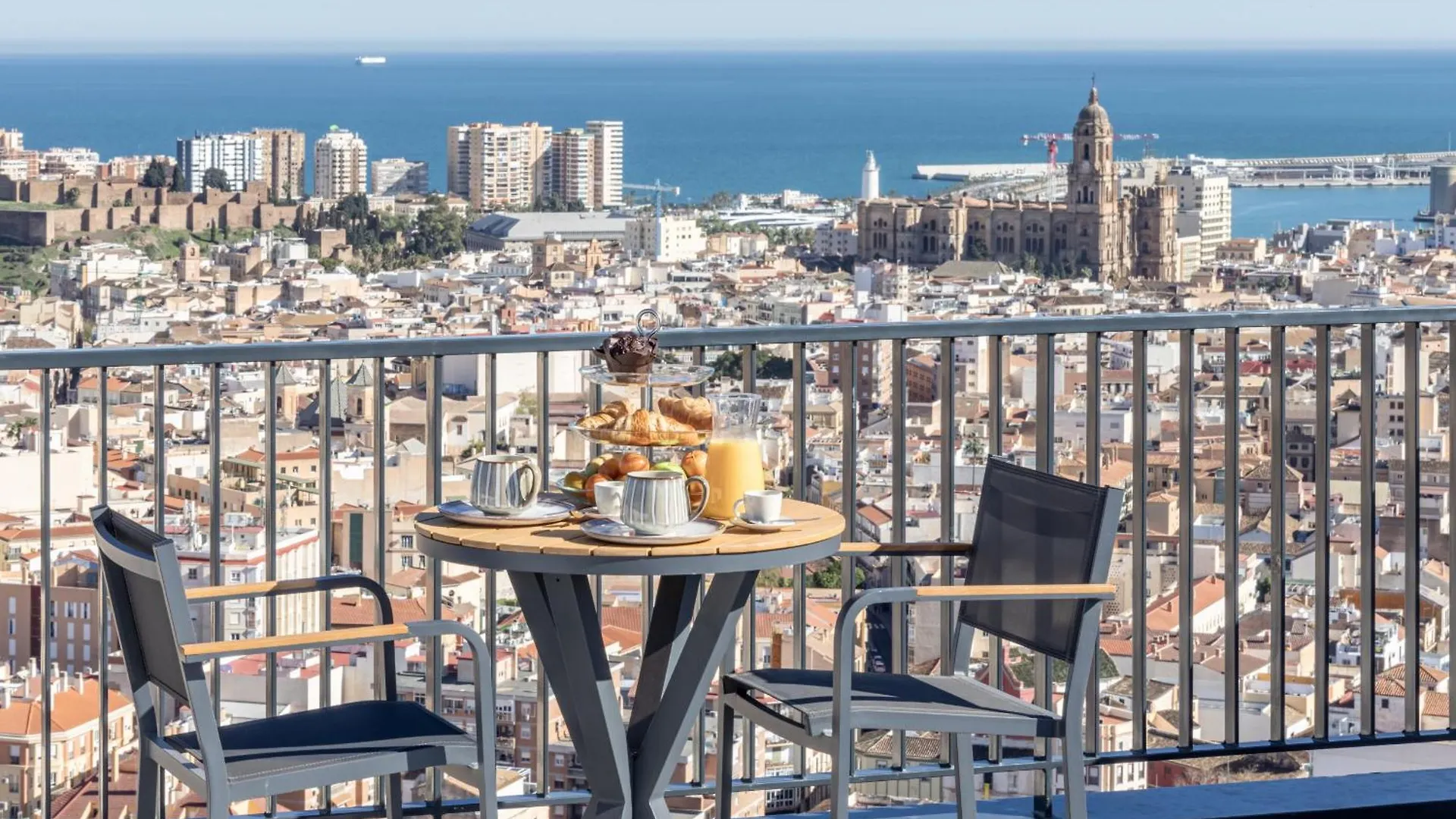 Malaga Skyline 3 Pool & Pk Free Villa Spain